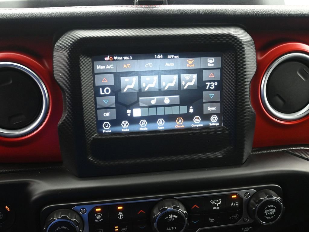 Used 2018 Jeep Wrangler Unlimited Rubicon w/ Cold Weather Group image 18