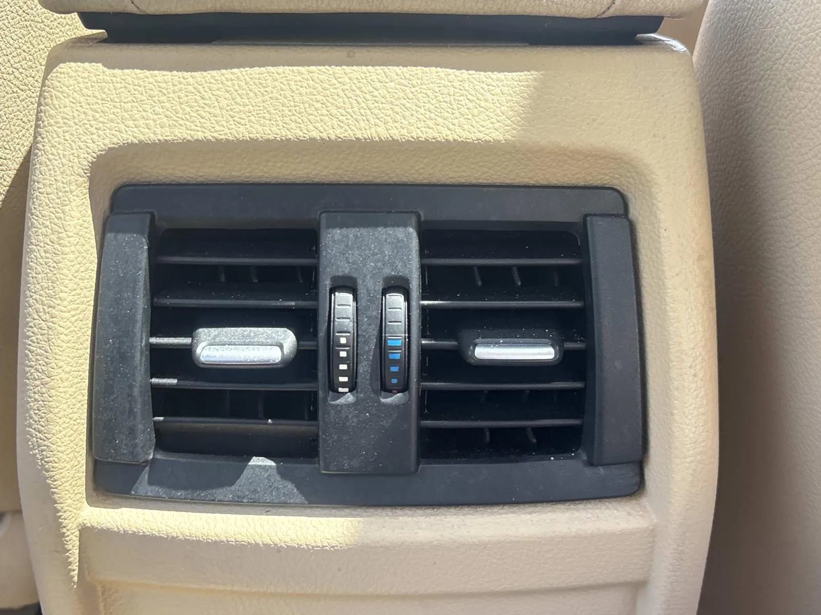 Used 2014 BMW 320i xDrive Sedan AWD/4WD image 13