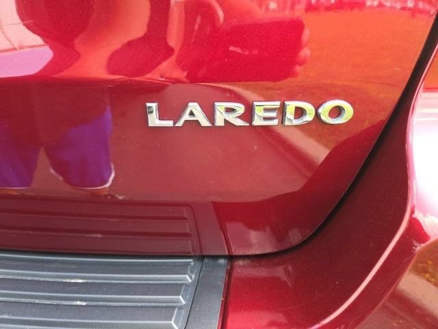 Used 2022 Jeep Grand Cherokee Laredo w/ All-Weather Capability Group AWD/4WD image 59