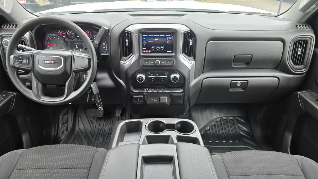 Used 2021 GMC Sierra 3500 4x4 Crew Cab w/ Gooseneck/5TH Wheel Package image 18