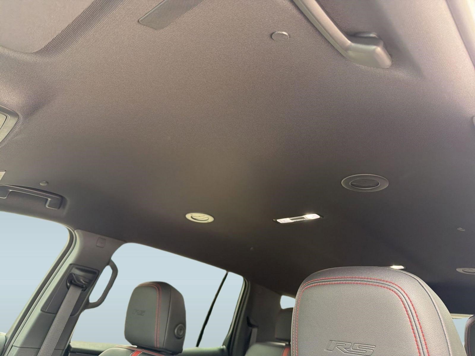 New 2026 Chevrolet Traverse RS FWD image 16