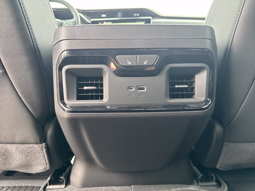 New 2026 GMC Sierra 1500 AT4 w/ AT4 Premium Package AWD/4WD image 43