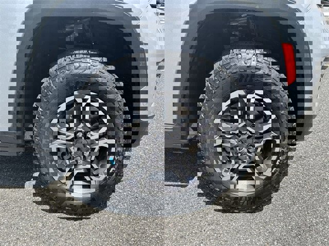 Used 2023 Jeep Grand Cherokee Trailhawk w/ Advanced Protech Group II image 13