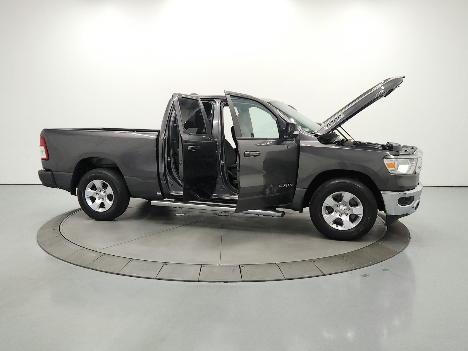 Used 2022 RAM 1500 Big Horn RWD image 10