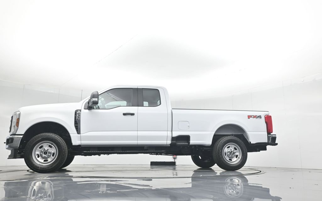 New 2026 Ford F350 XL w/ FX4 Off-Road Package image 6