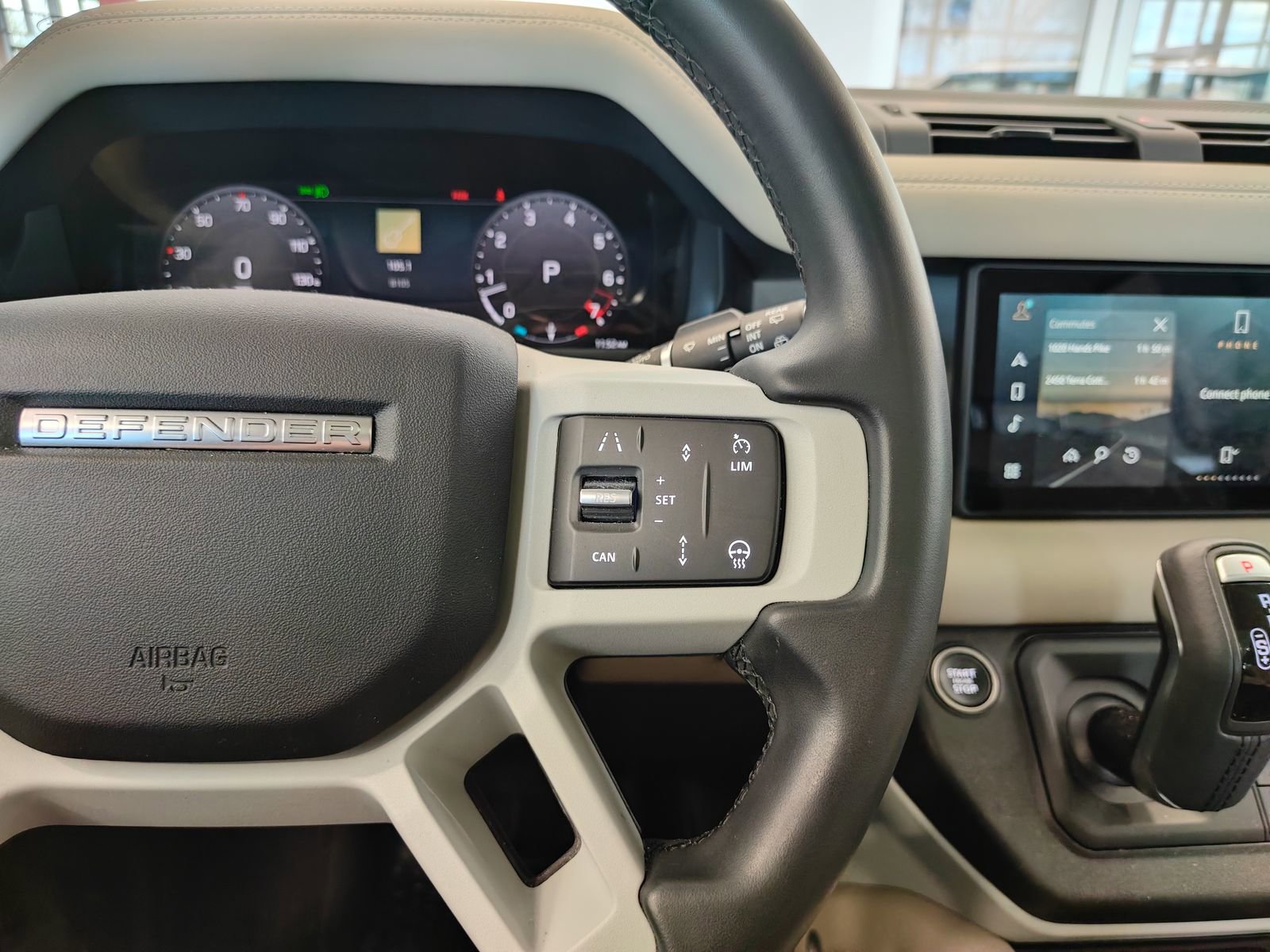 Used 2024 Land Rover Defender 110 S image 10