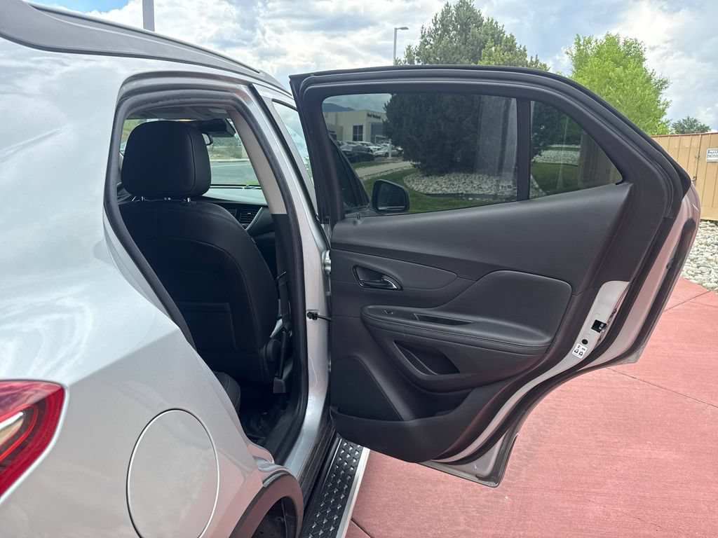Used 2022 Buick Encore Preferred w/ Safety Package II AWD/4WD image 26