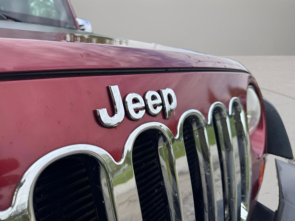 Used 2013 Jeep Wrangler Unlimited Sport AWD/4WD image 10