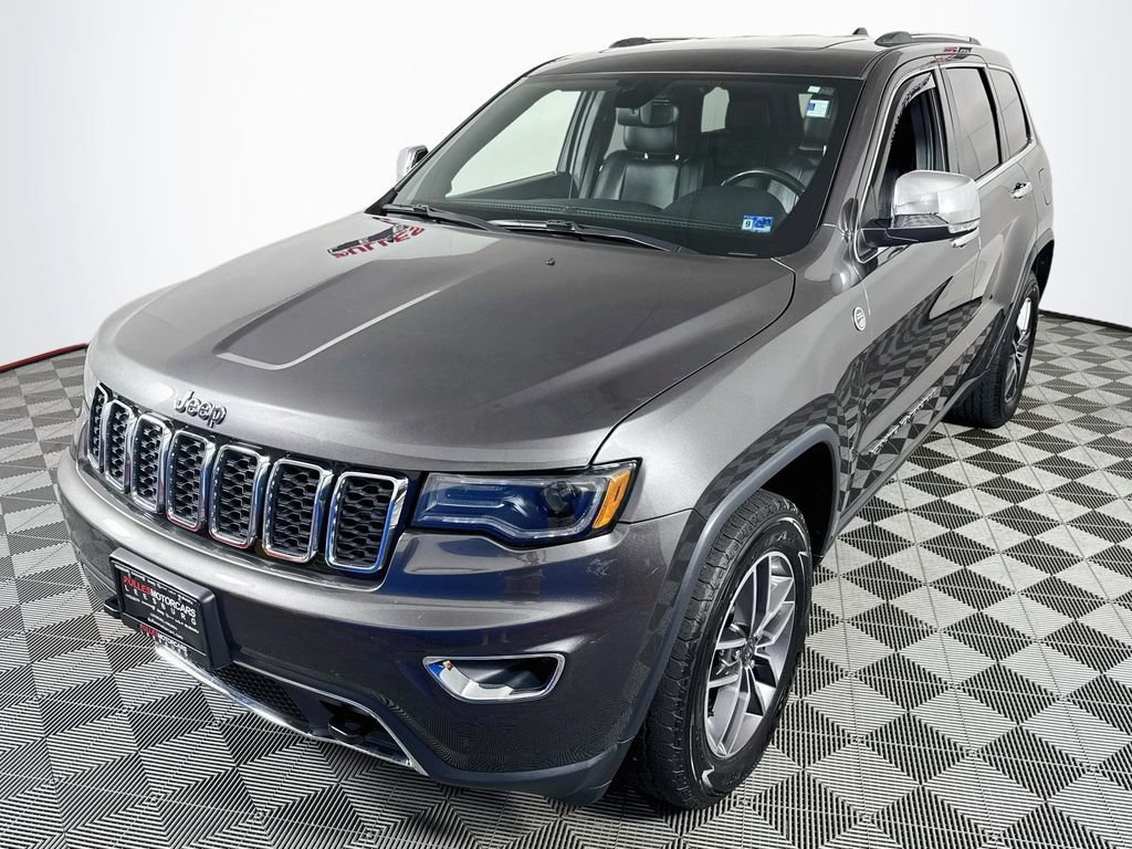 Used 2020 Jeep Grand Cherokee Limited w/ Premium Lighting Group AWD/4WD image 3