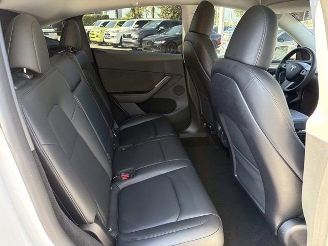 Used 2024 Tesla Model Y Long Range image 20