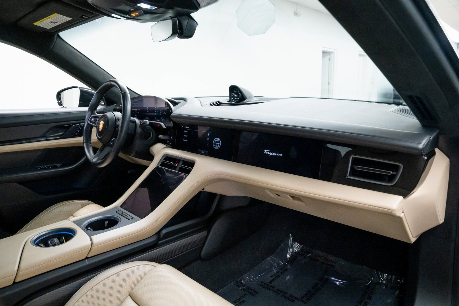 Used 2020 Porsche Taycan Turbo image 26