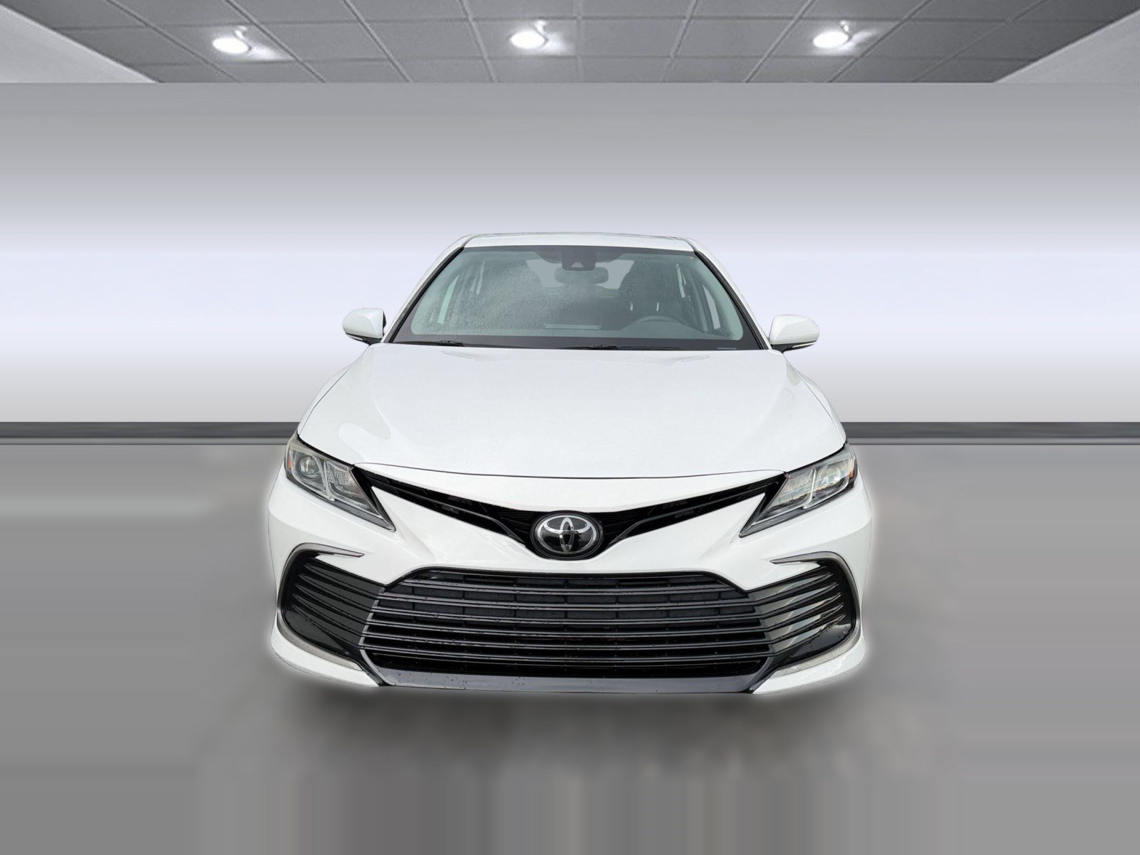 Used 2023 Toyota Camry LE w/ Convenience Package FWD image 6