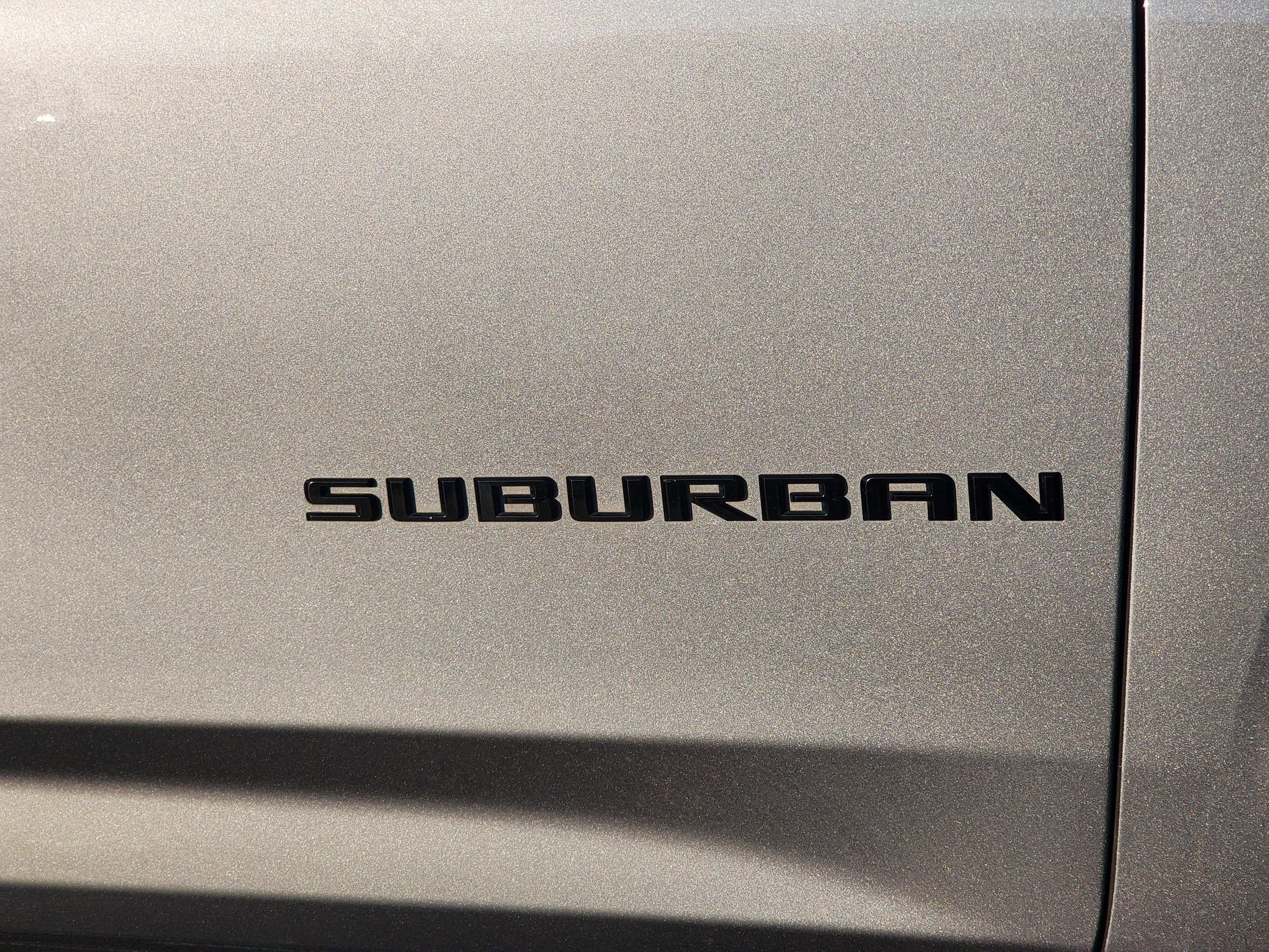 Used 2021 Chevrolet Suburban Z71 w/ Z71 Off-Road Package image 7