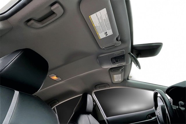 Used 2021 Toyota Camry SE image 23