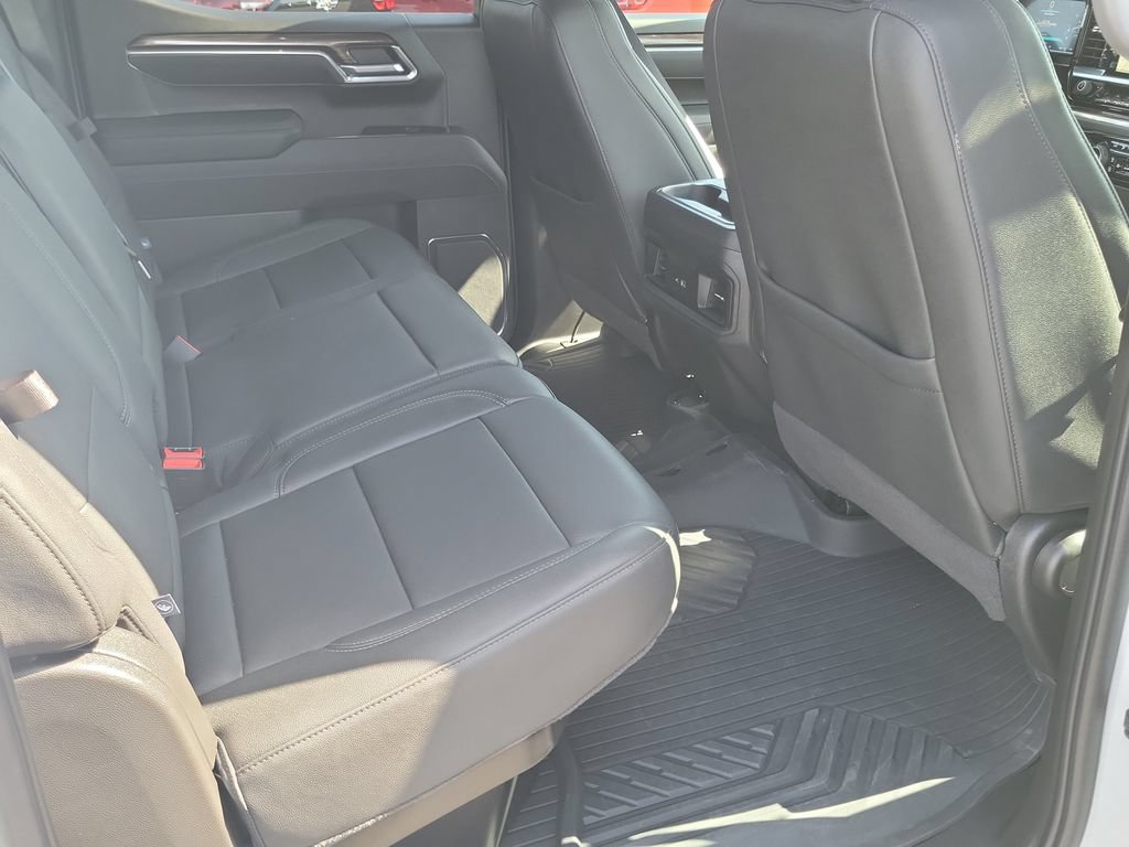 Used 2026 Chevrolet Silverado 1500 LT Trail Boss w/ LT Trail Boss Premium Package AWD/4WD image 21