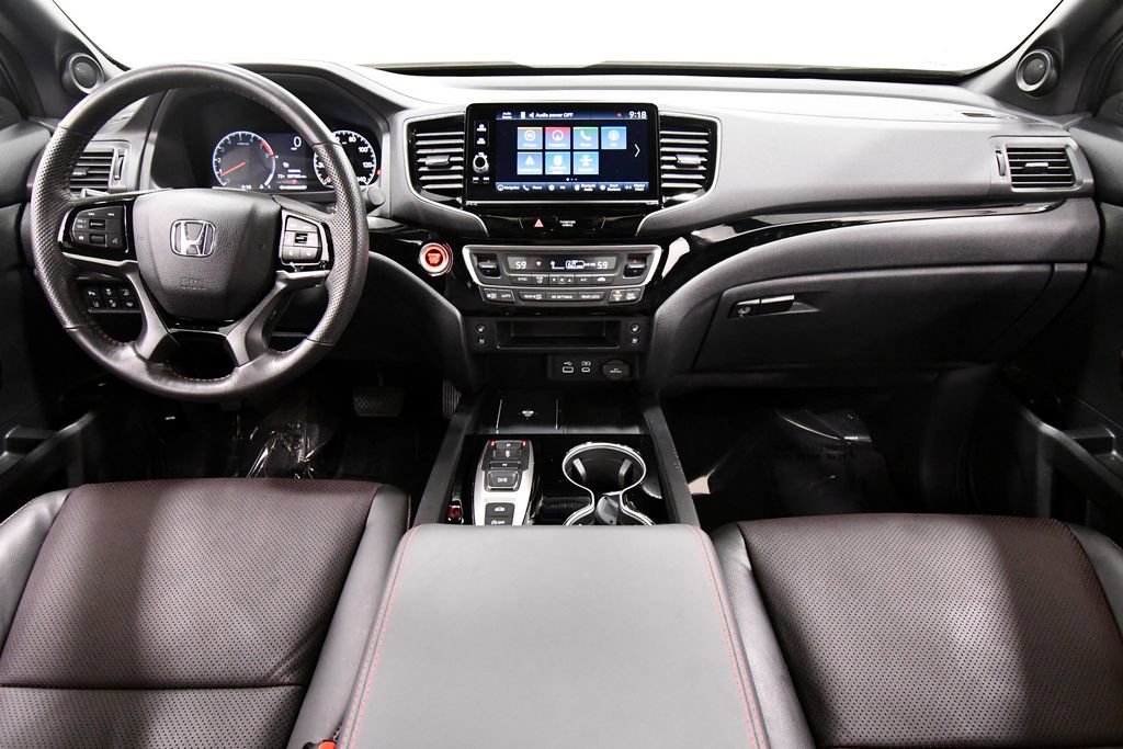 Certified 2025 Honda Ridgeline Black Edition image 3