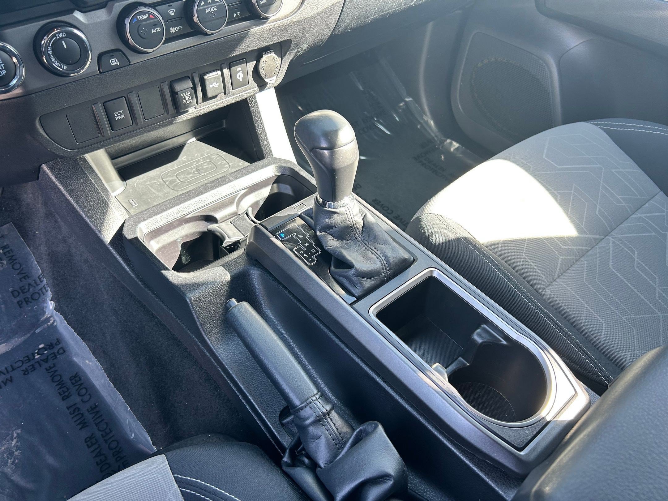 Certified 2023 Toyota Tacoma TRD Off-Road image 18