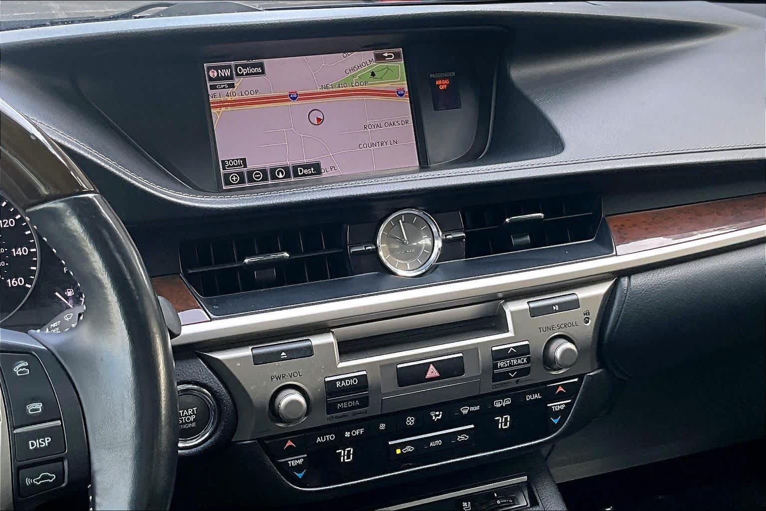 Used 2015 Lexus ES 350 w/ Premium Package FWD image 7