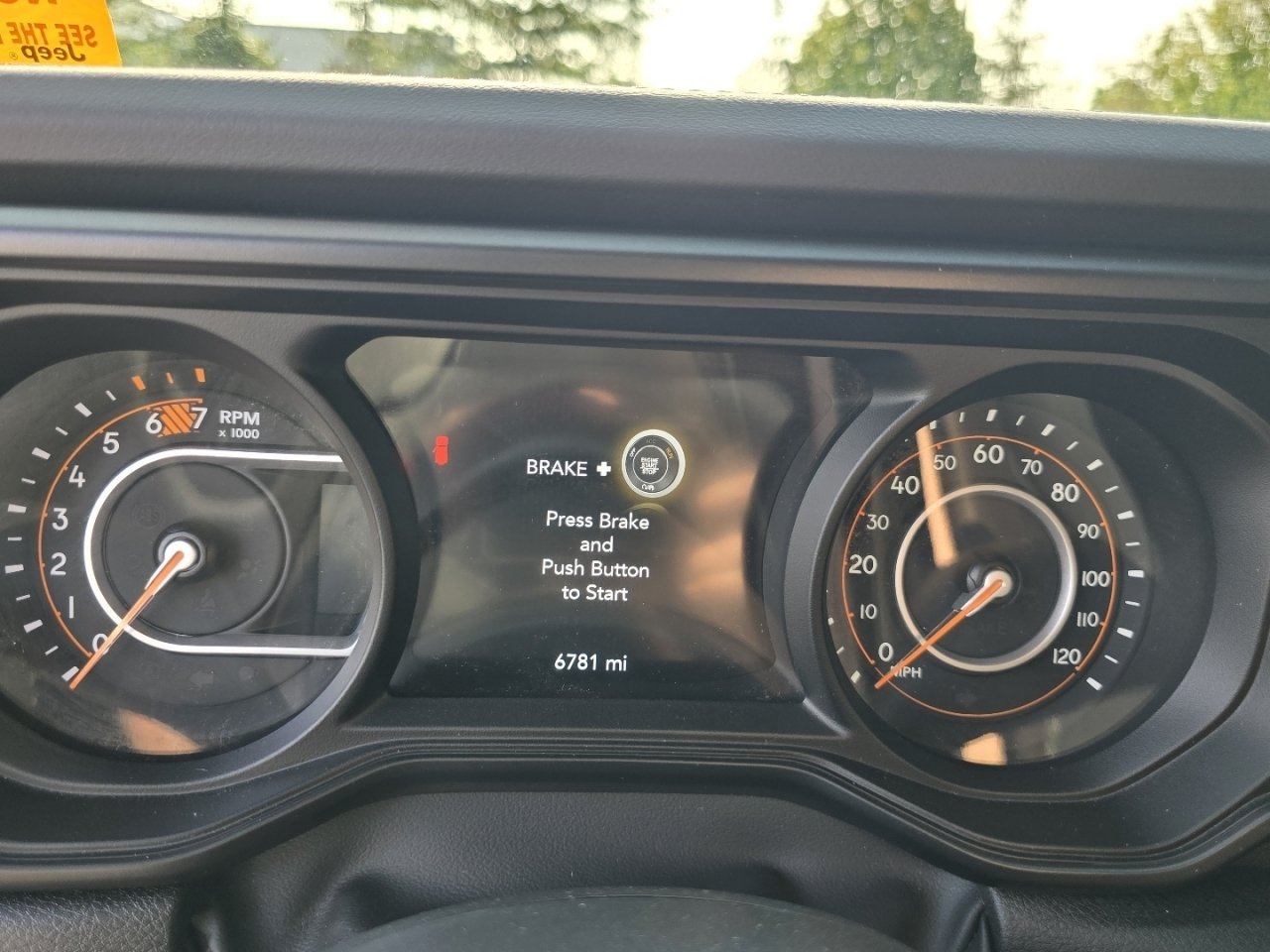 Used 2025 Jeep Wrangler Unlimited Rubicon AWD/4WD image 18