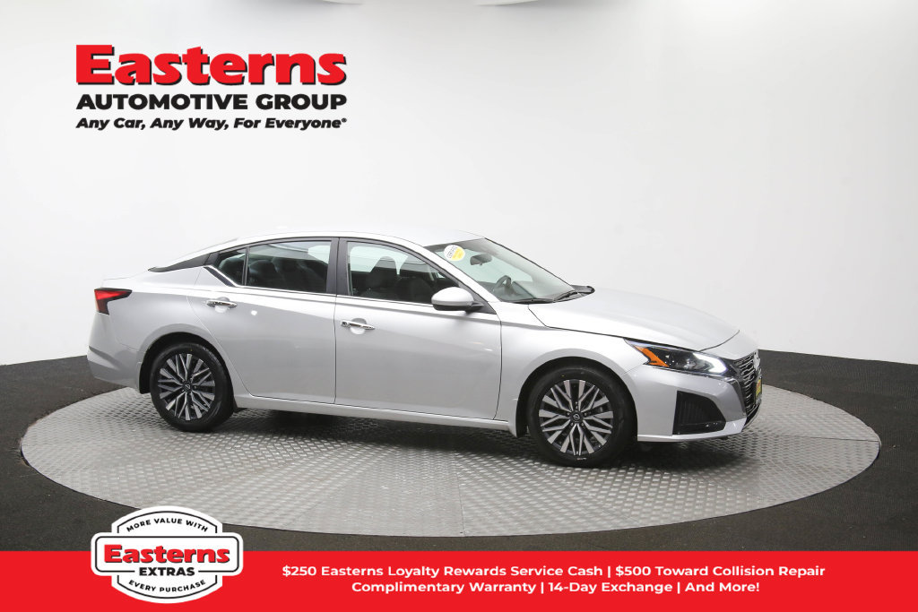 Used 2023 Nissan Altima 2.5 SV FWD image 48