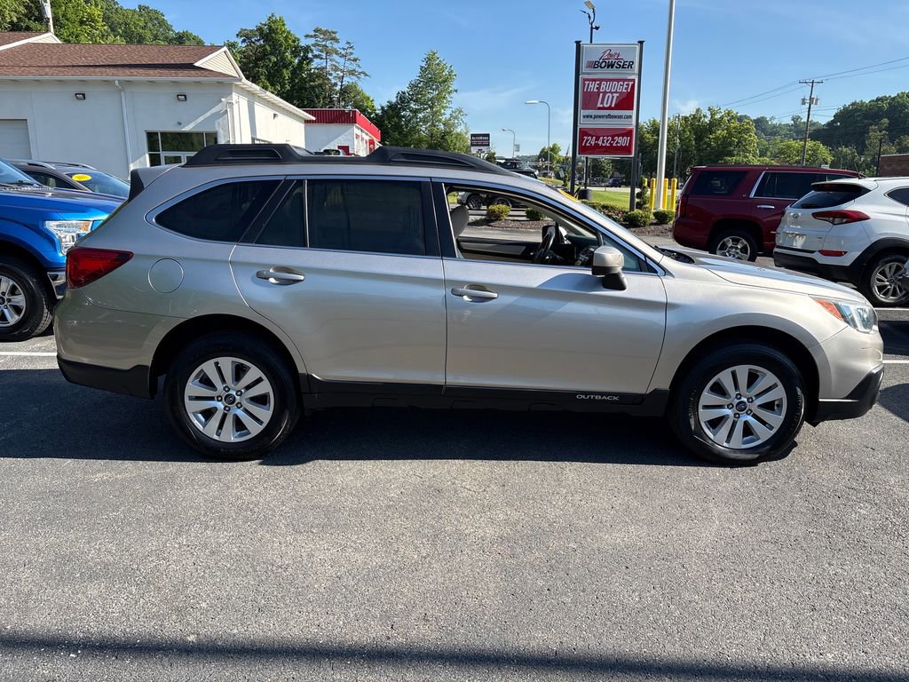 Used 2016 Subaru Outback 2.5i Premium AWD/4WD image 6
