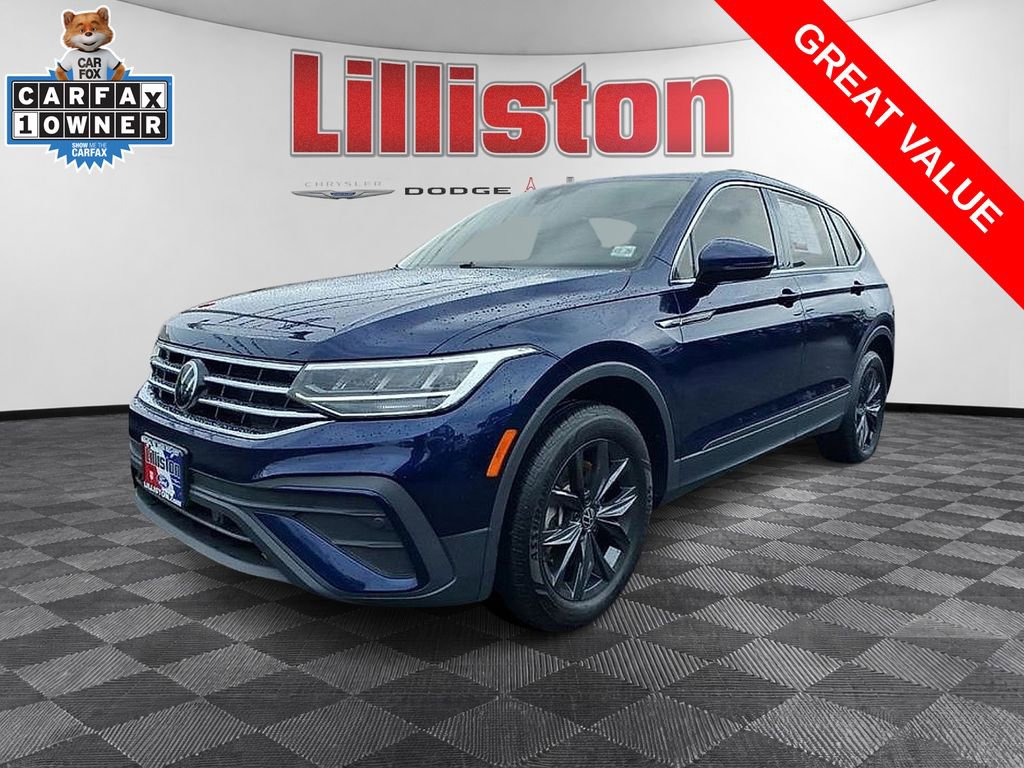 Used 2024 Volkswagen Tiguan SE w/ Panoramic Sunroof Package AWD/4WD image 5