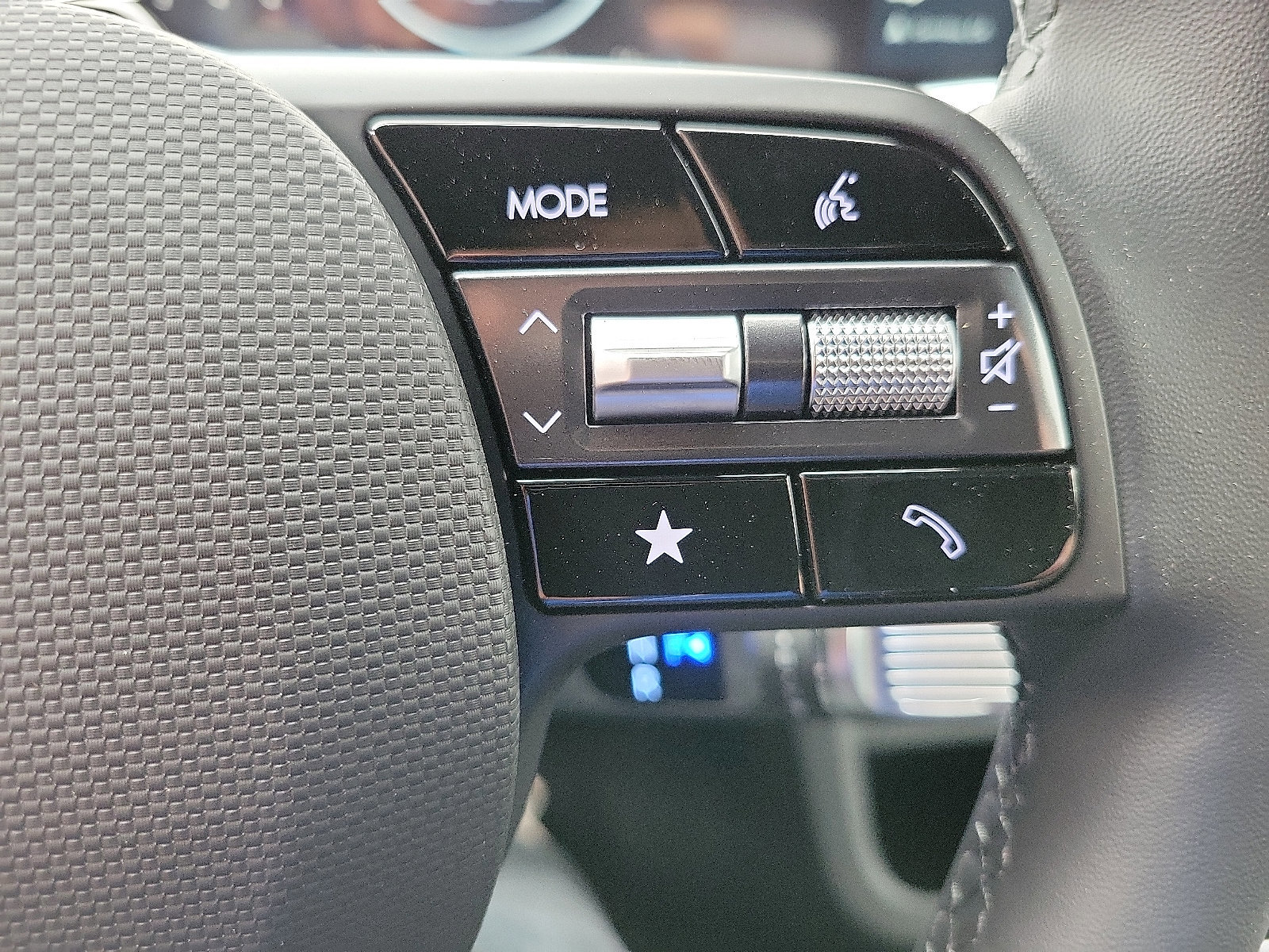 Used 2025 Hyundai Ioniq 5 XRT AWD/4WD image 7