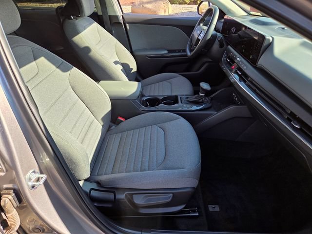 Certified 2025 Kia K4 GT-Line Turbo FWD image 16