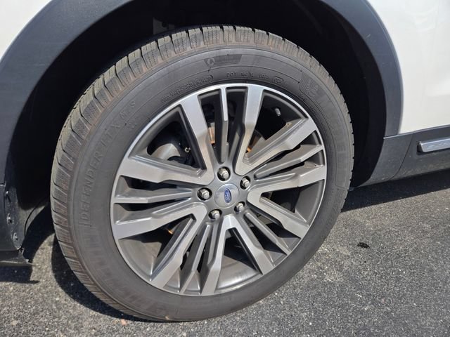 Used 2018 Ford Explorer Platinum AWD/4WD image 50