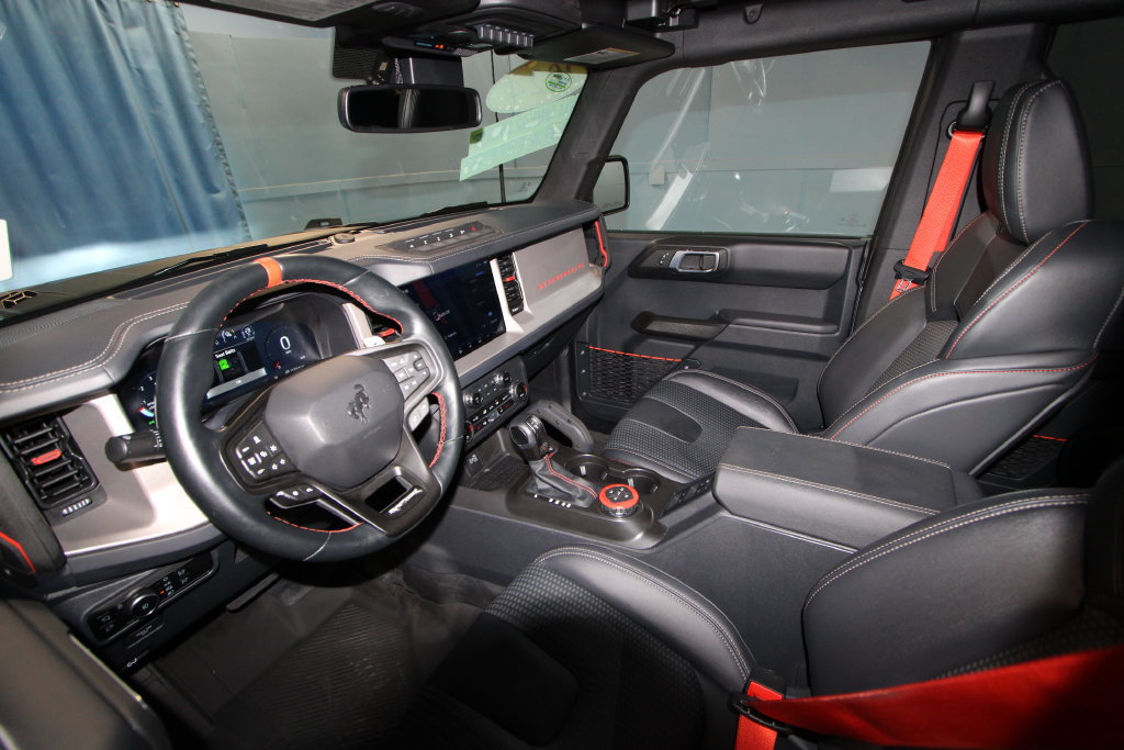 Used 2024 Ford Bronco Raptor AWD/4WD image 2