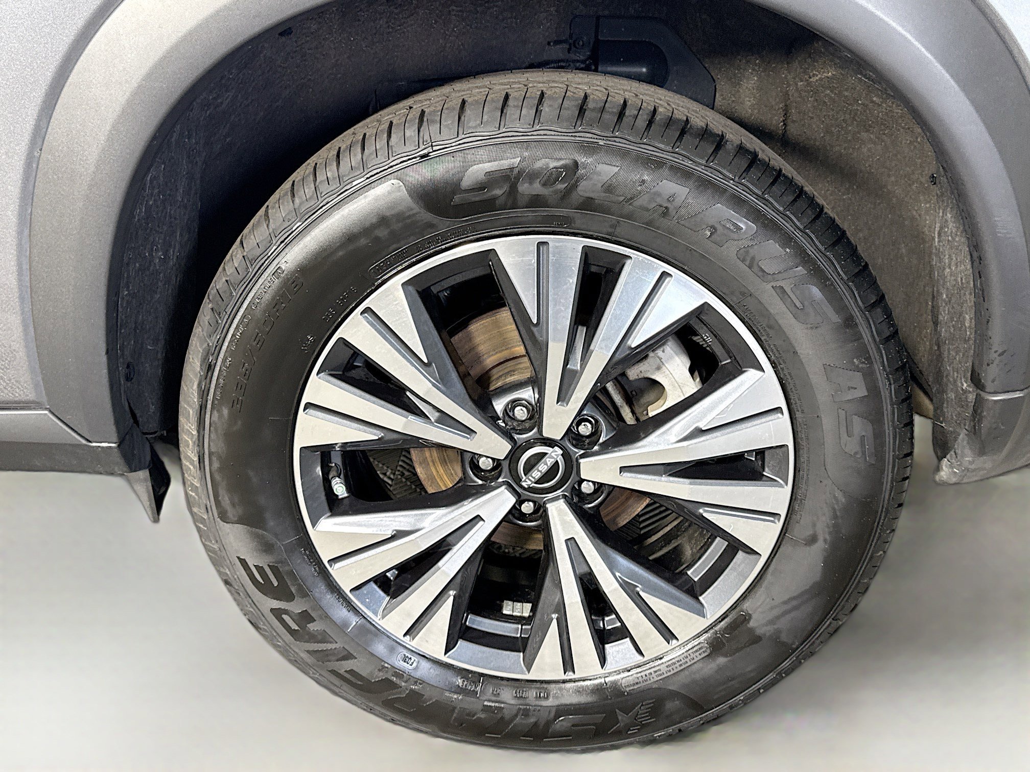 Used 2023 Nissan Rogue SV image 31