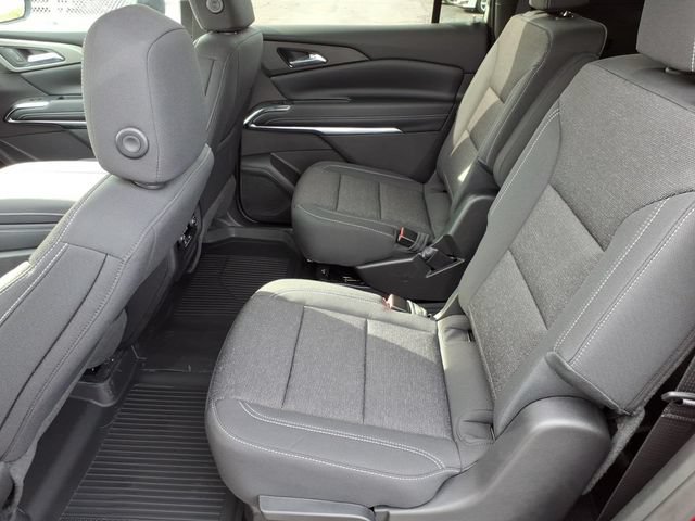 New 2027 Chevrolet Traverse LT w/ Driver Confidence Package FWD image 9