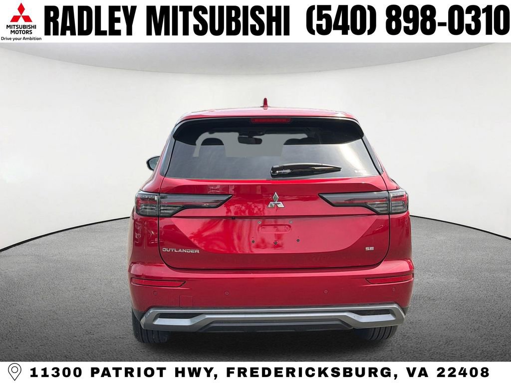 New 2026 Mitsubishi Outlander AWD image 4