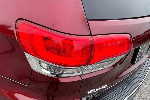 Used 2019 Jeep Grand Cherokee Limited AWD/4WD image 23