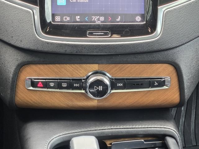 Certified 2023 Volvo XC90 B6 Plus w/ Protection Package Premier AWD/4WD image 17