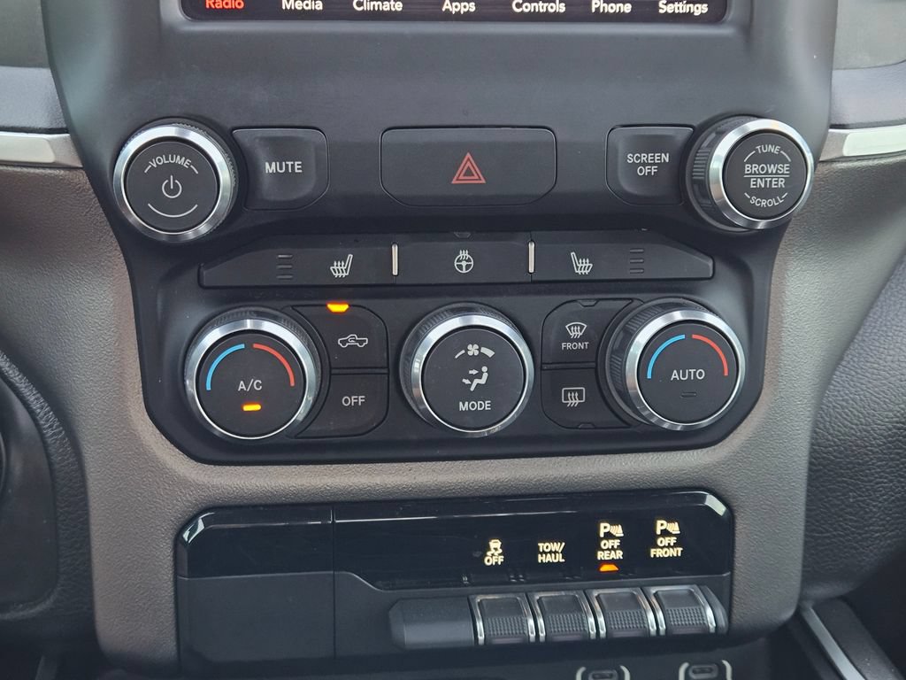 Used 2020 RAM 1500 Big Horn AWD/4WD image 23
