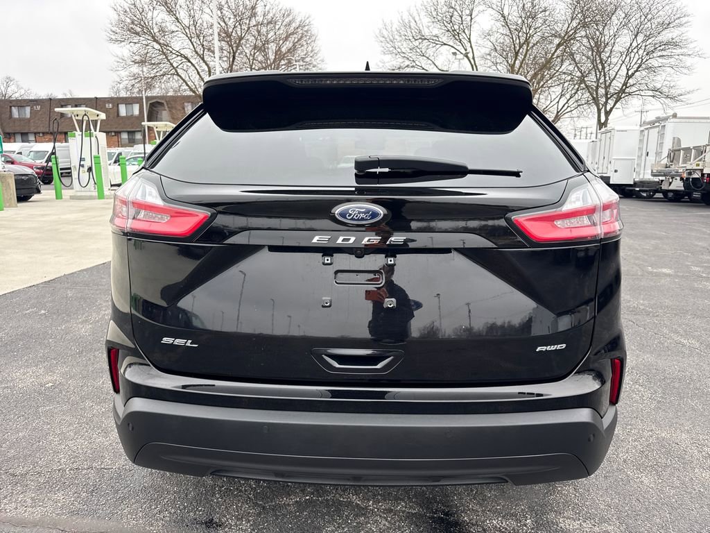 Used 2024 Ford Edge SEL w/ Sport Appearance Package image 8