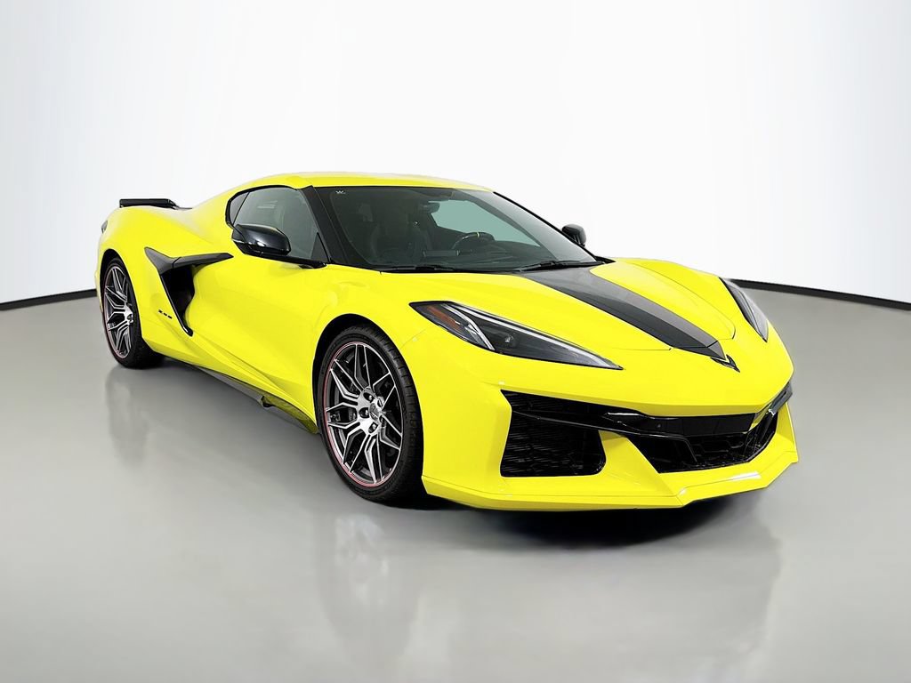 Used 2023 Chevrolet Corvette Z06 w/ Stealth Interior Trim Package RWD image 4
