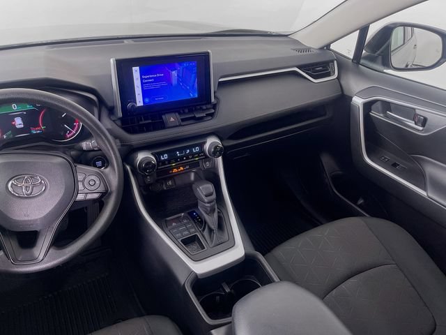 Used 2023 Toyota RAV4 XLE AWD/4WD image 23