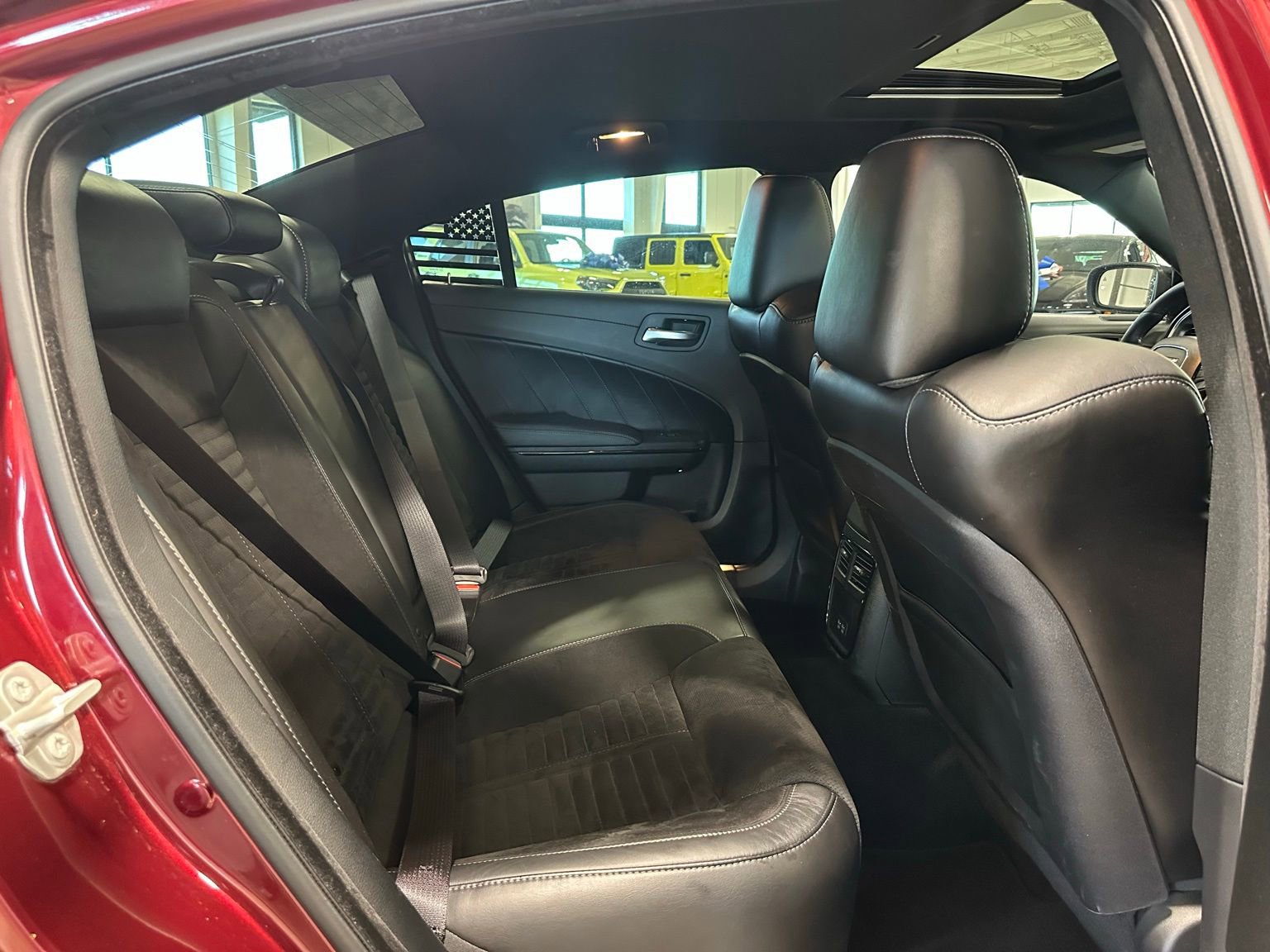 Used 2023 Dodge Charger Scat Pack w/ Daytona Edition Group image 43