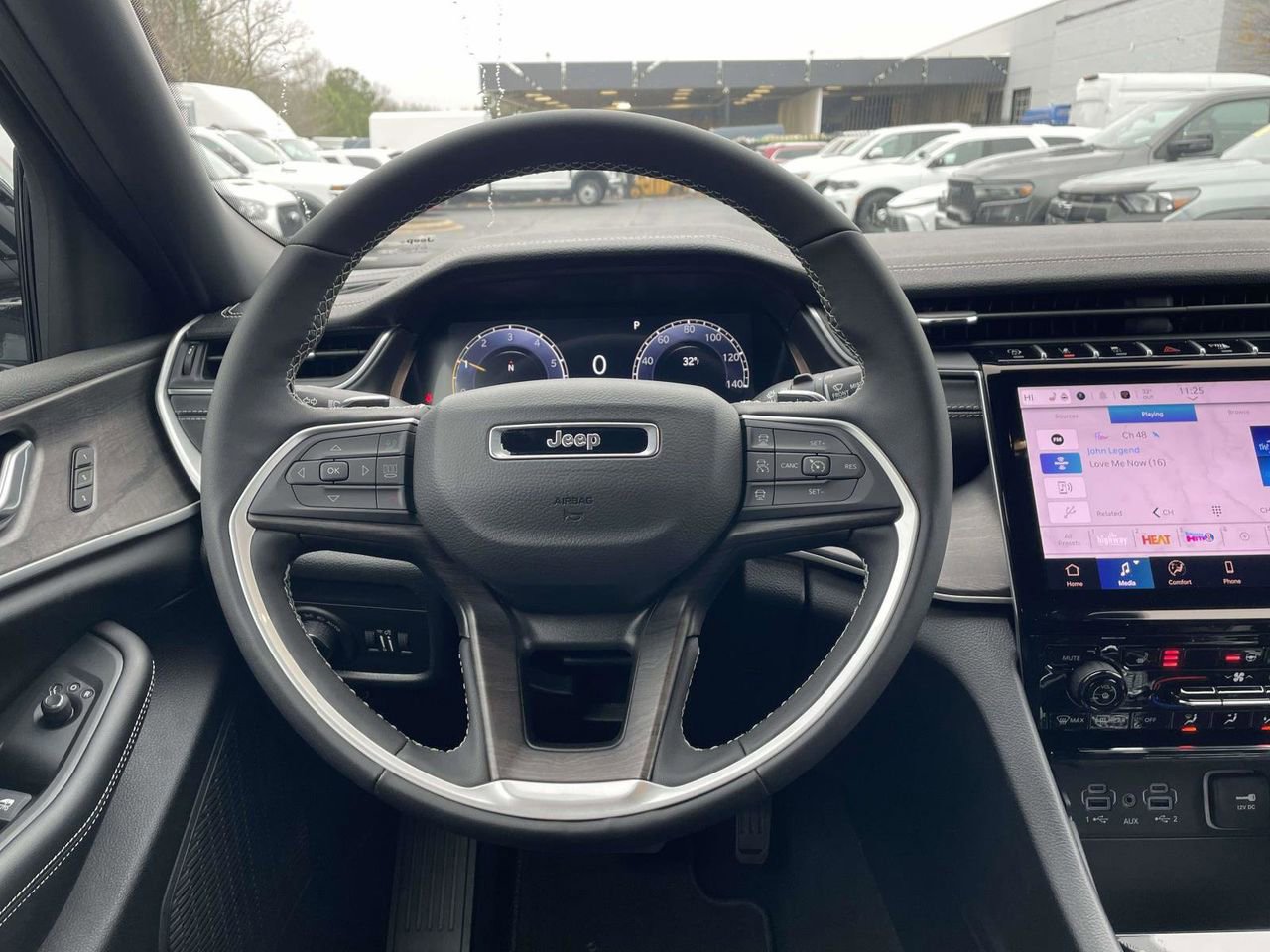 New 2025 Jeep Grand Cherokee L Limited image 27