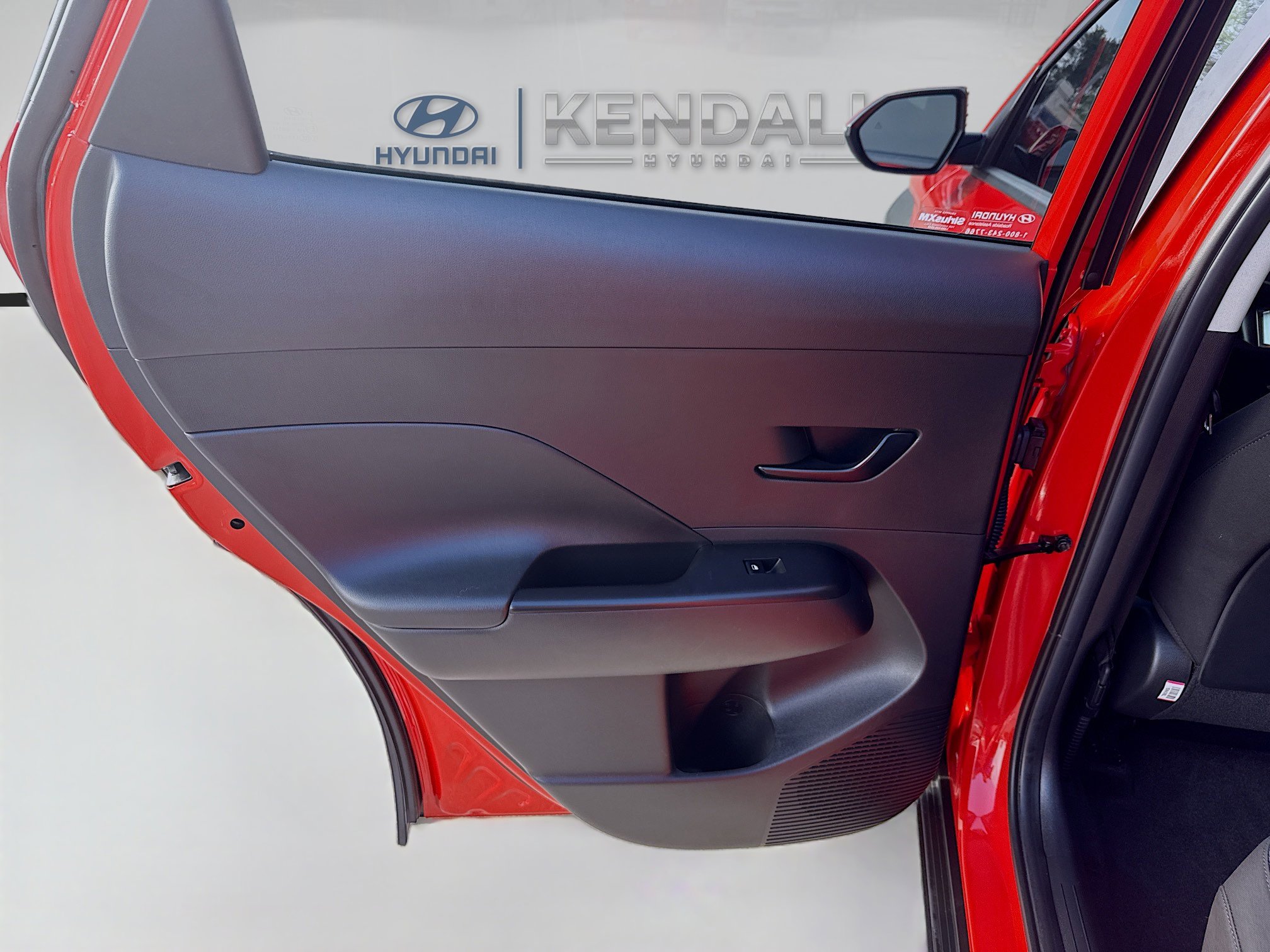Used 2025 Hyundai Kona SEL image 22
