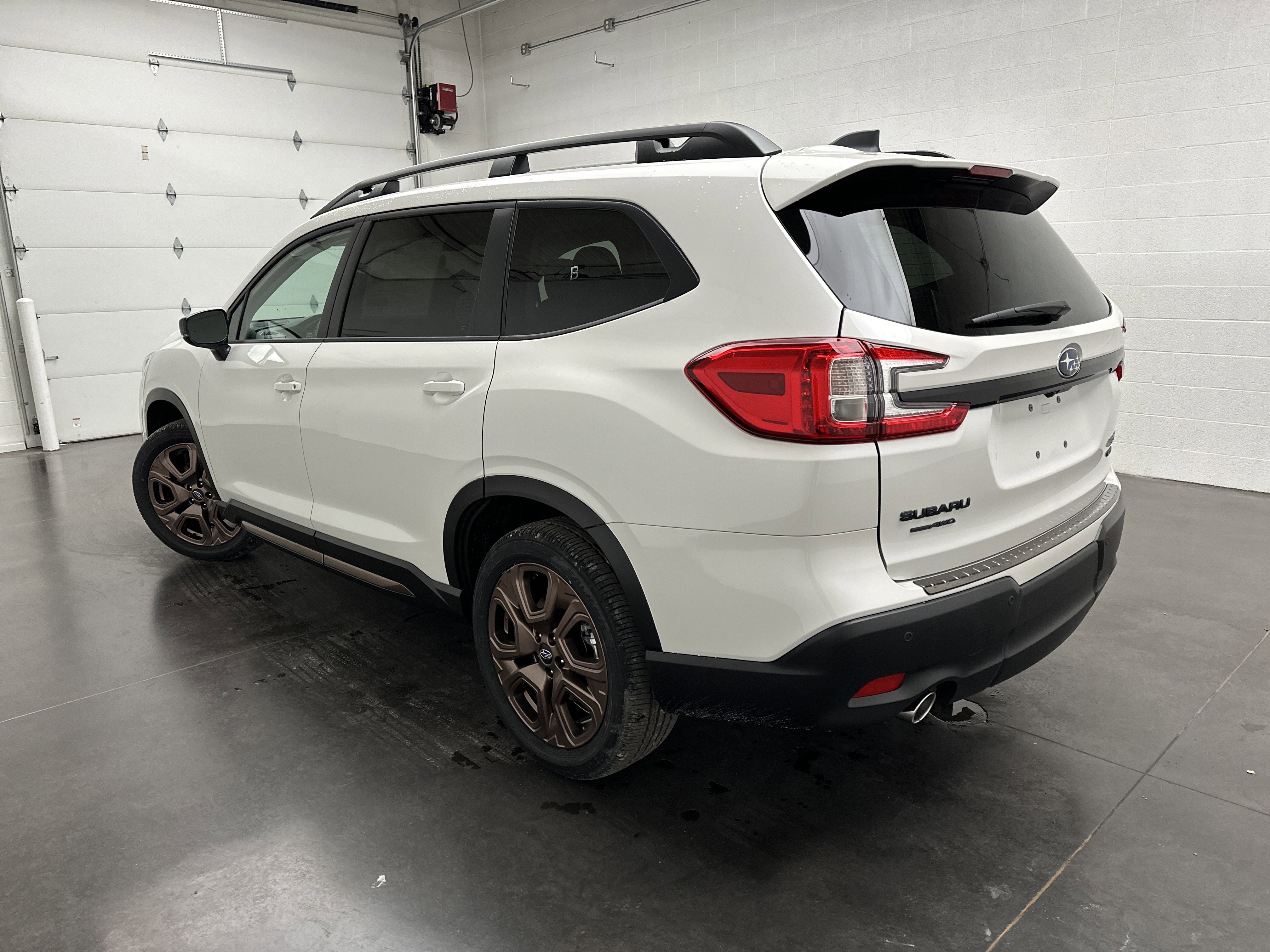 New 2026 Subaru Ascent Limited Bronze image 7