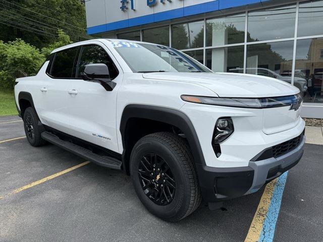 New 2025 Chevrolet Silverado EV LT image 3