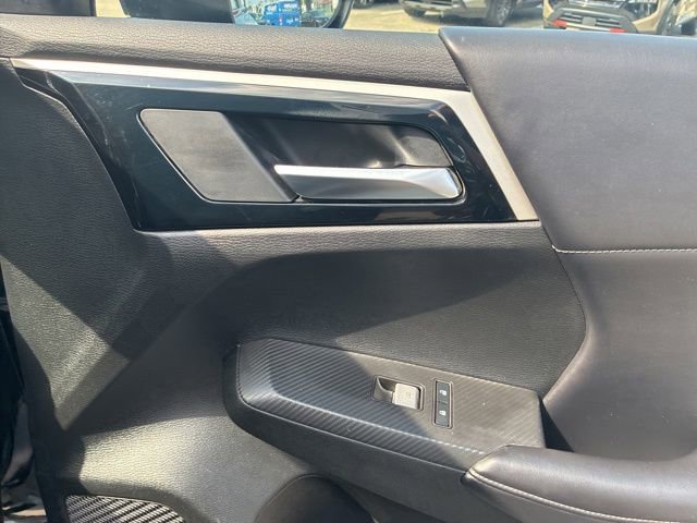 Used 2024 Mitsubishi Outlander SE FWD image 14