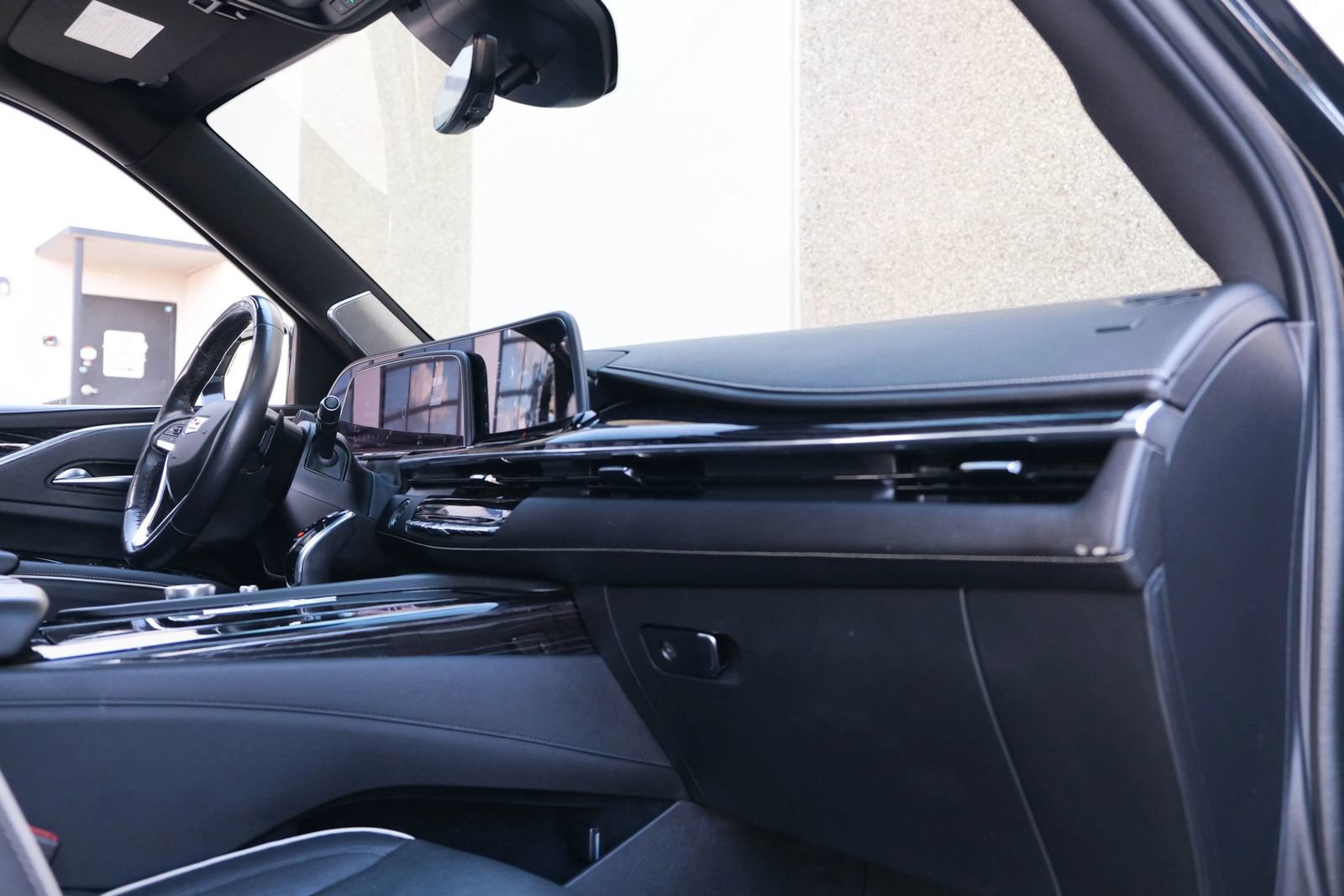 Used 2021 Cadillac Escalade ESV Sport w/ Driver Assist Tech Package RWD image 34