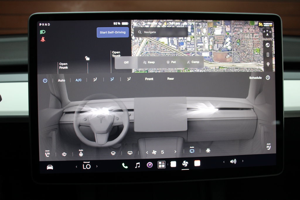 Used 2023 Tesla Model Y Performance AWD/4WD image 31