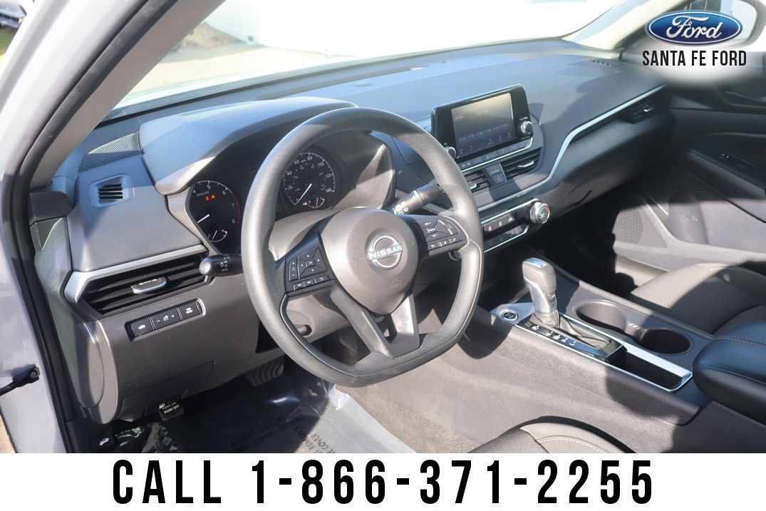 Used 2024 Nissan Altima 2.5 S FWD image 10