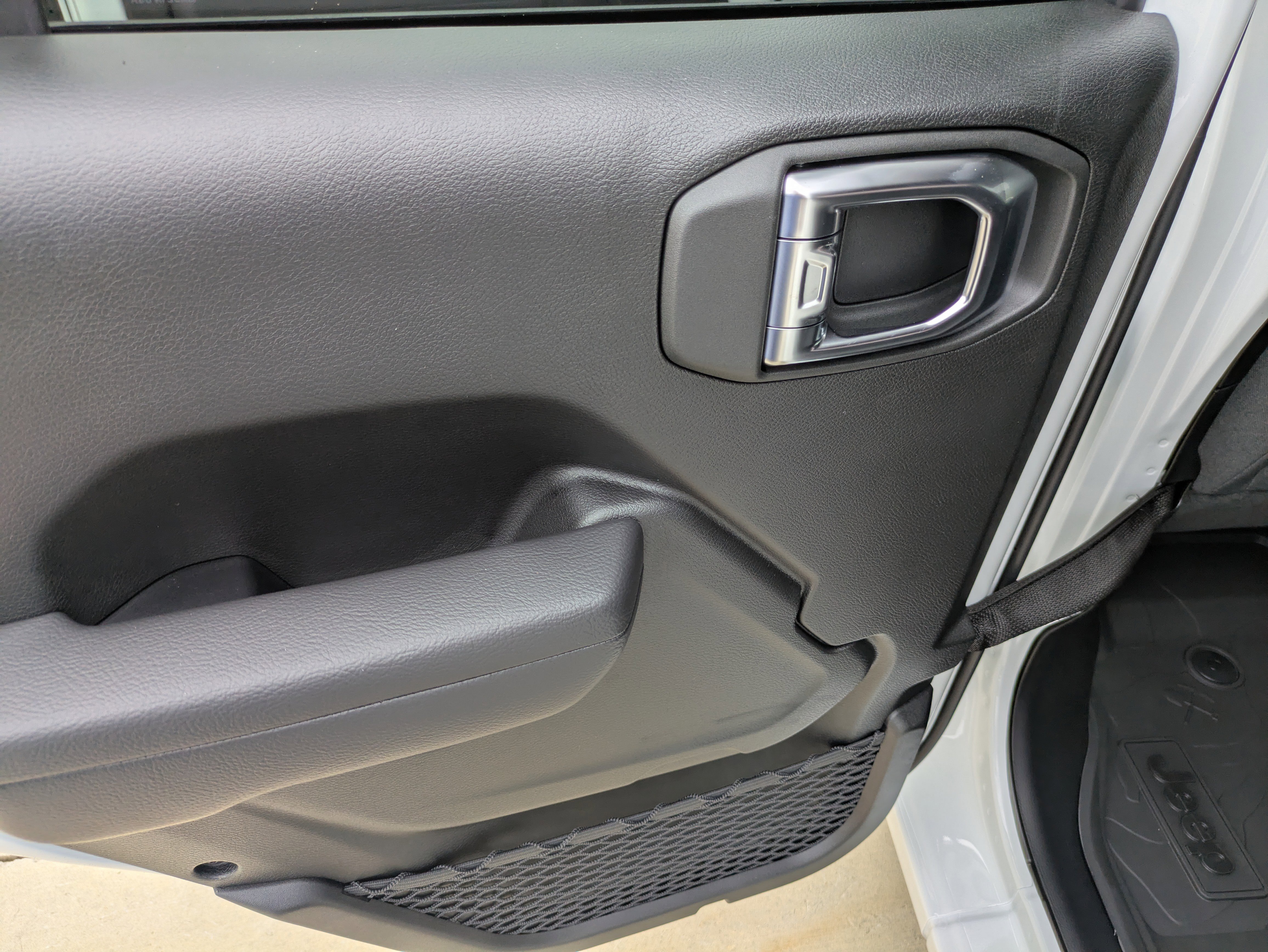 New 2025 Jeep Gladiator Sport image 11