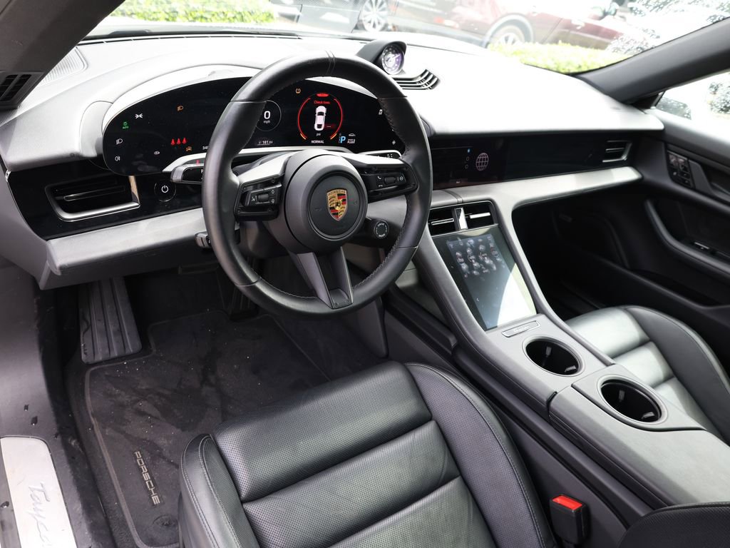 Used 2020 Porsche Taycan 4S w/ Premium Package image 15